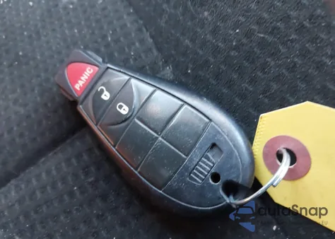 2011 Dodge Grand Caravan Express z USA, uszkodzony, nr VIN 2D4RN4DG7BR779044